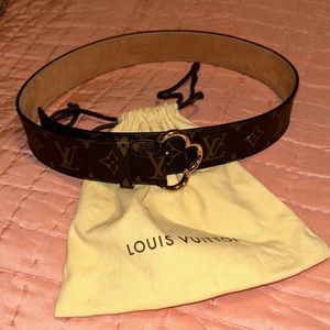 🛑SOLD Louis Vuitton Monogram Fleur Belt